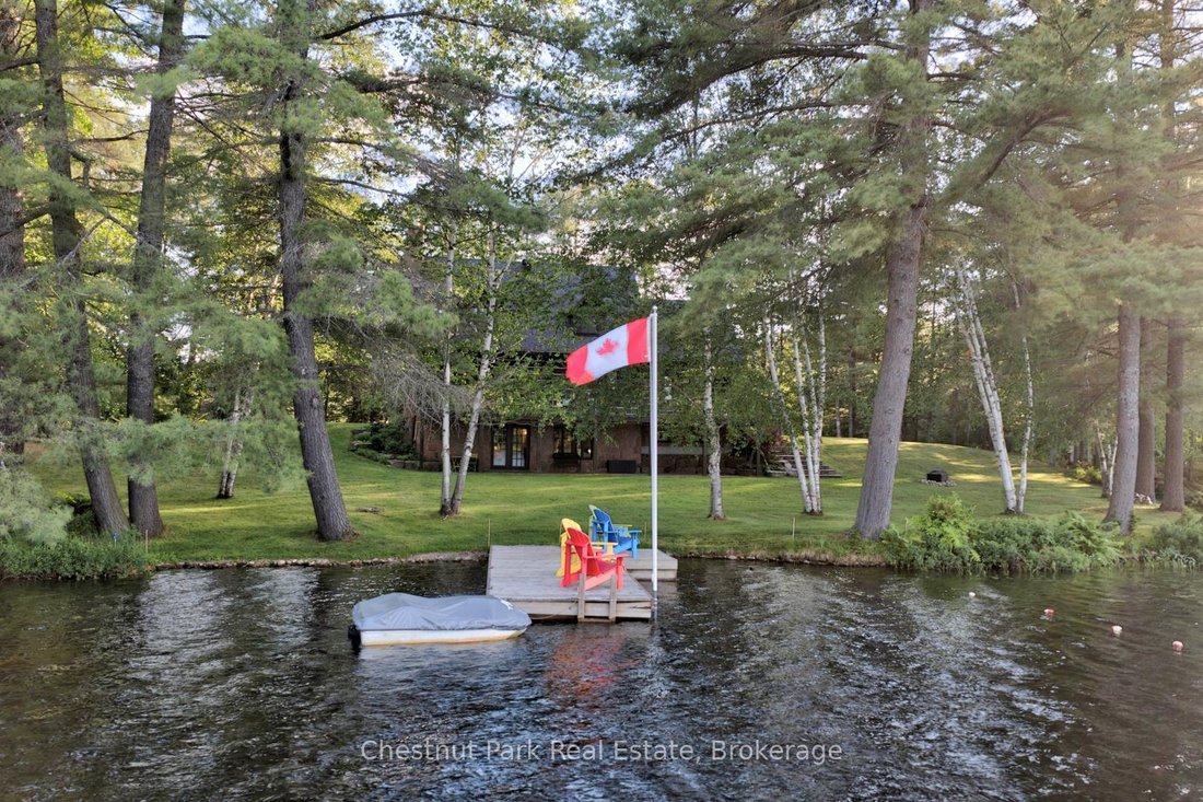 House in Huntsville, Ontario, Canada 5 - 18278732