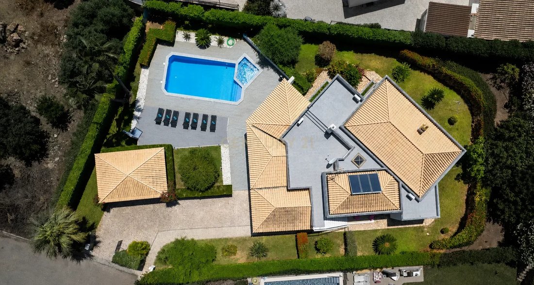 Villa in Olhos de Agua, Algarve, Portugal 3 - 18278423