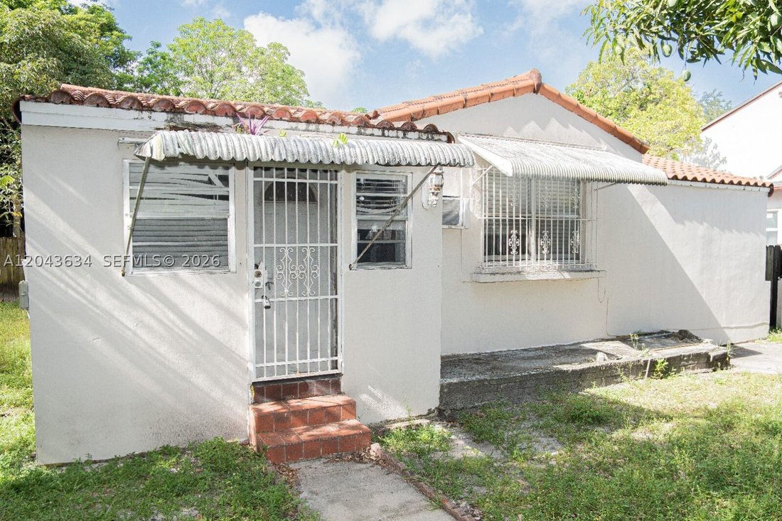House in Miami, Florida, United States 2 - 18276948