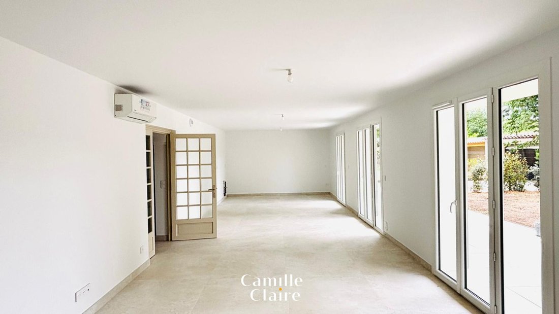 Apartment in Granettes-Jauberte-Sainte Anne, Aix-en-Provence, France 2 - 18278240