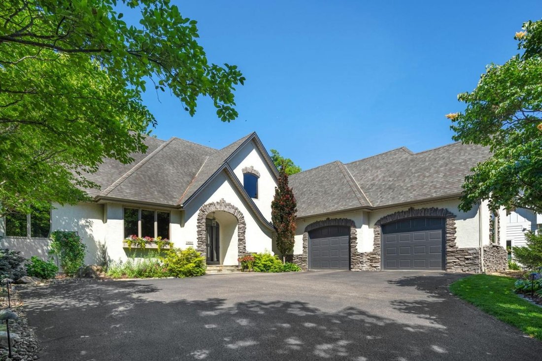 House in Lakeville, Minnesota, United States 1 - 18278359