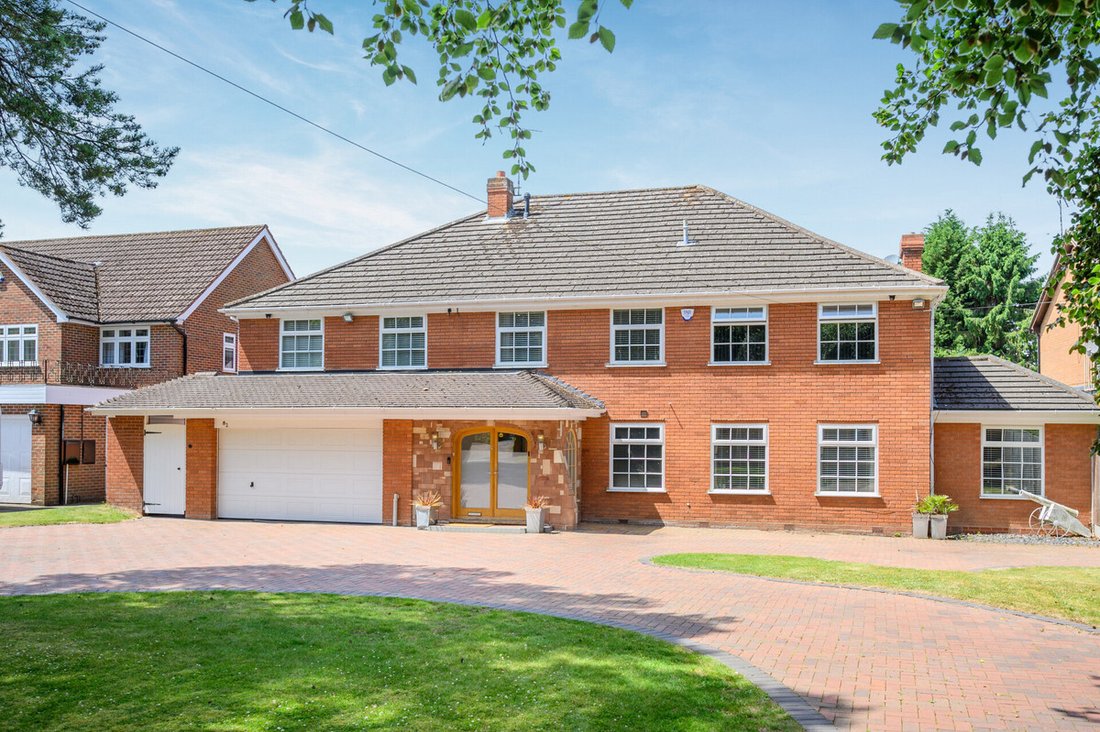 House in Knowle, Solihull, England 1 - 18277860