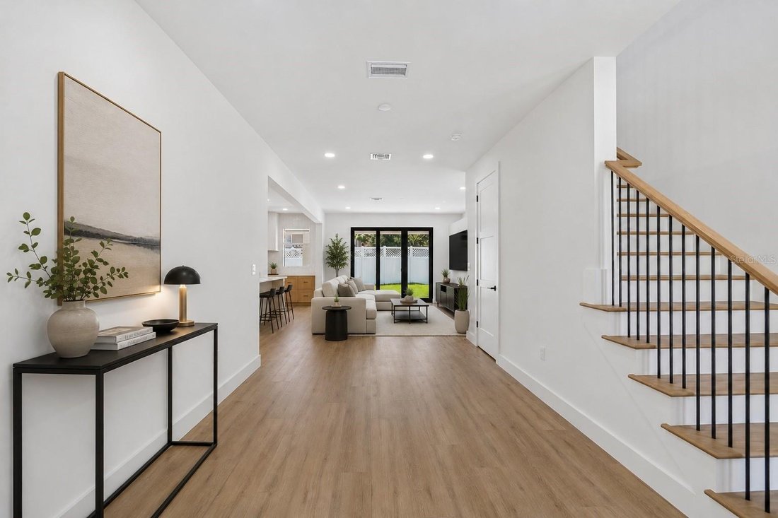 House in Tampa, Florida, United States 3 - 18277560