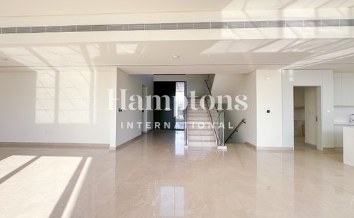 Villa in Hadaeq Sheikh Mohammed Bin Rashid, Dubai, United Arab Emirates 1