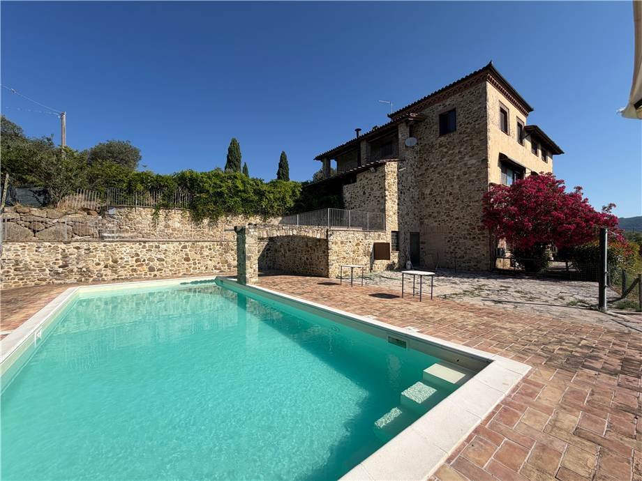 Casa di campagna a Collazzone, Umbria, Italia 1 - 18278044