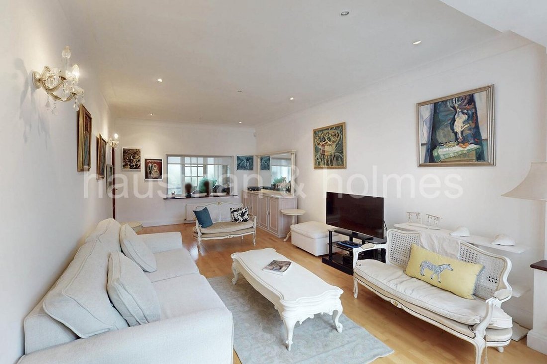 House in Childs Hill, Barnet, England 2 - 18276970