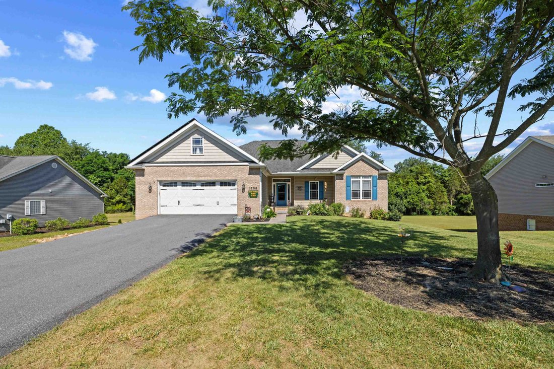 House in Grottoes, Virginia, United States 3 - 18277873