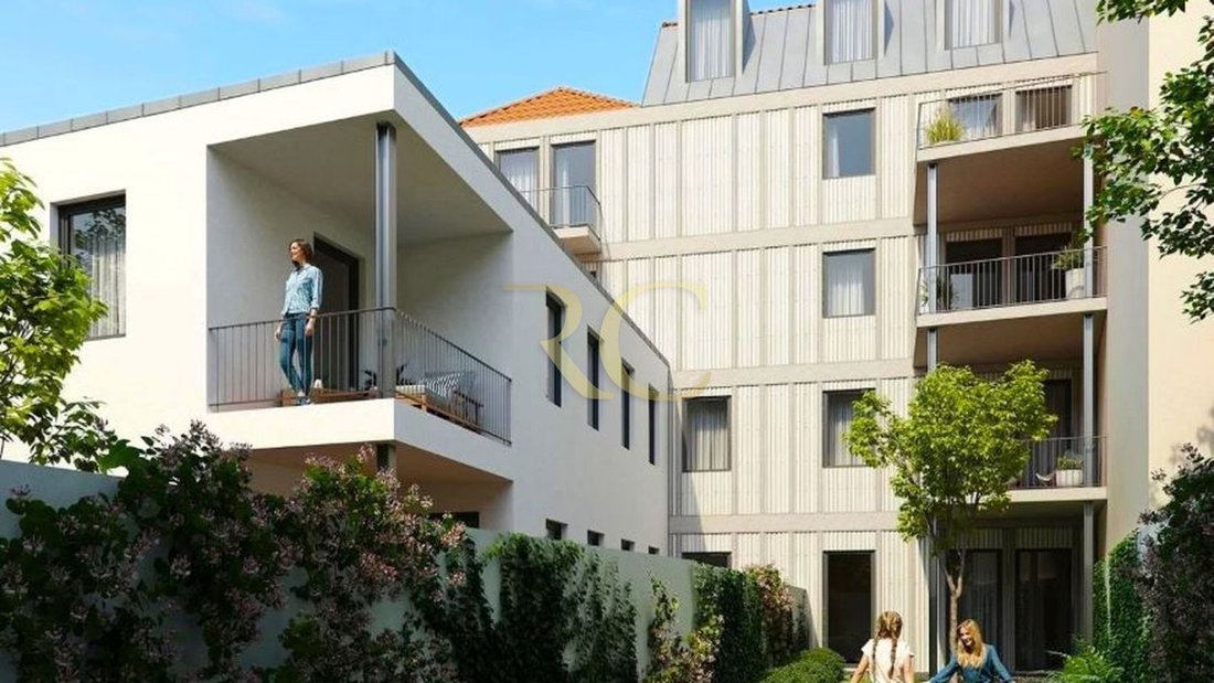 Apartment in Cedofeita, Santo Ildefonso, Se, Miragaia, Sao Nicolau e Vitoria, Porto District, Portugal 1 - 18276785