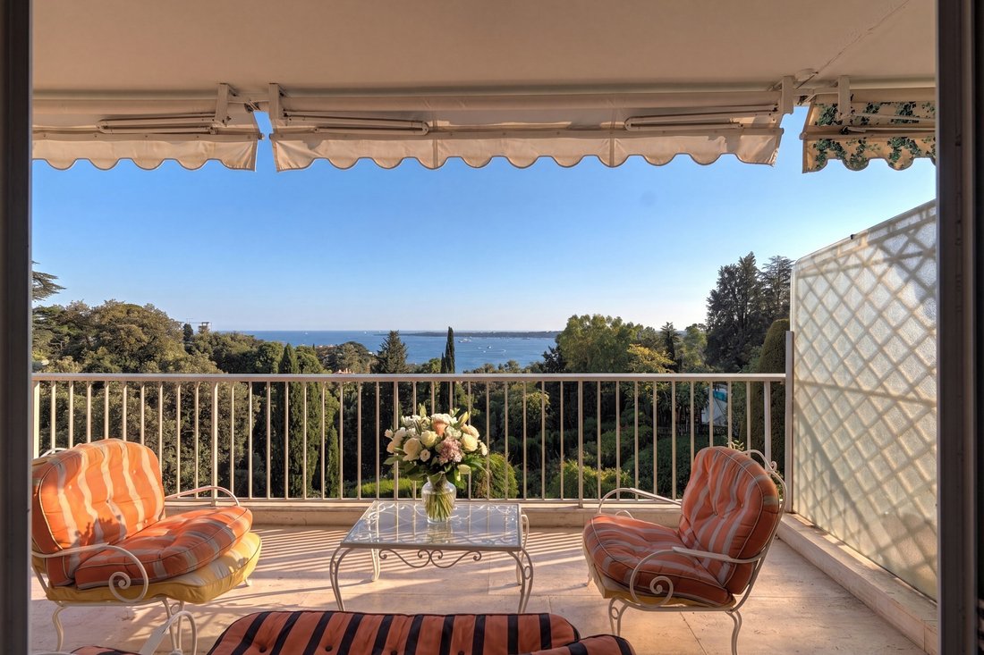 Apartment in Saint Nicolas, Cannes, France 3 - 18278160