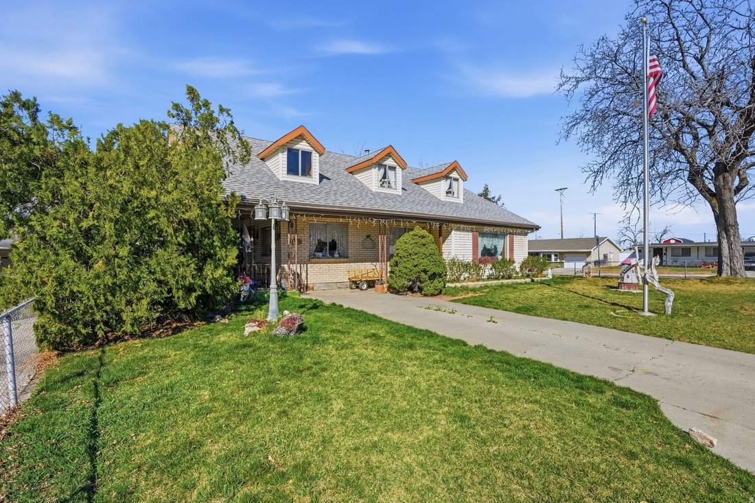 House in Sandy, Utah, United States 2 - 18278561