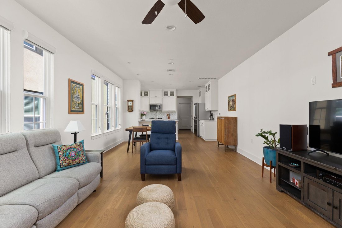 Condo in Austin, Texas, United States 5 - 18277330