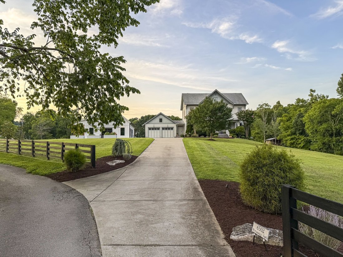House in College Grove, Tennessee, United States 2 - 18277376
