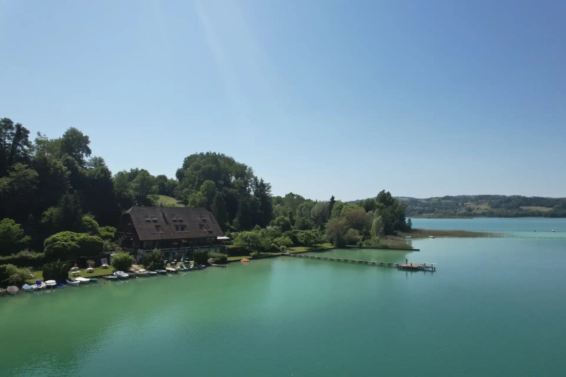 Estate in Aiguebelette-le-Lac, Auvergne-Rhône-Alpes, France 4 - 16948280