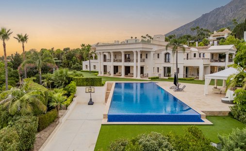 Villa in Marbella, Andalusien, Spanien 1