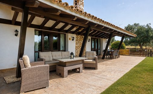Finca in La Puebla del Río, Andalusien, Spanien 1