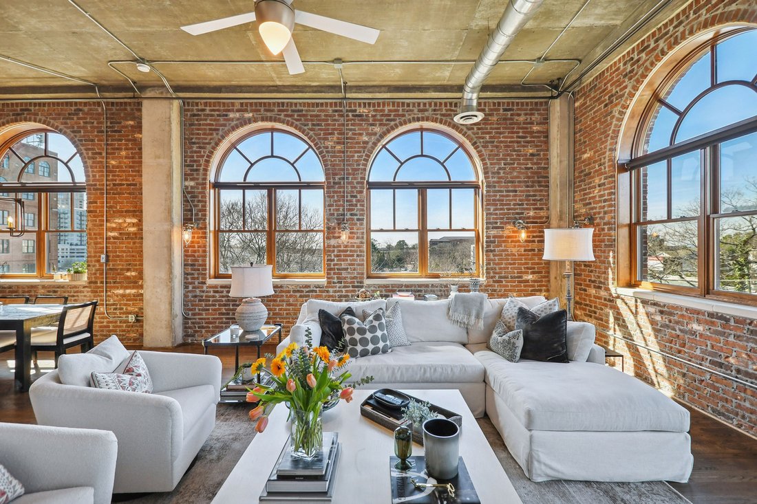 Condo in Atlanta, Georgia, United States 3 - 18278189