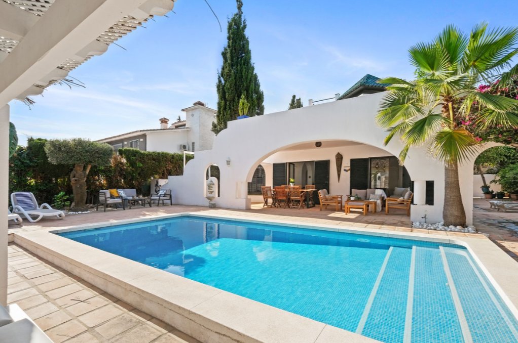 Villa in Marbella, Andalusia, Spain 4 - 18278253