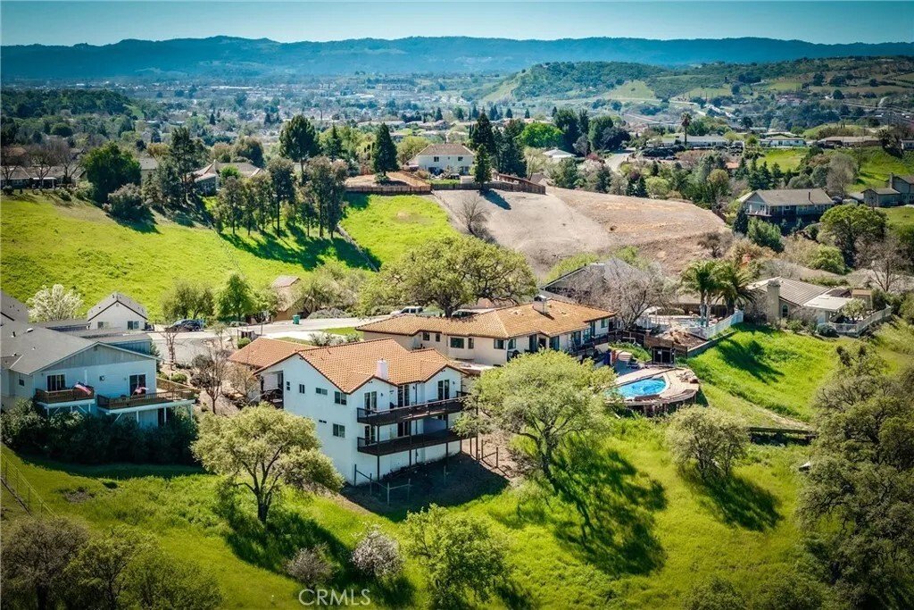 House in Paso Robles, California, United States 1 - 17528401