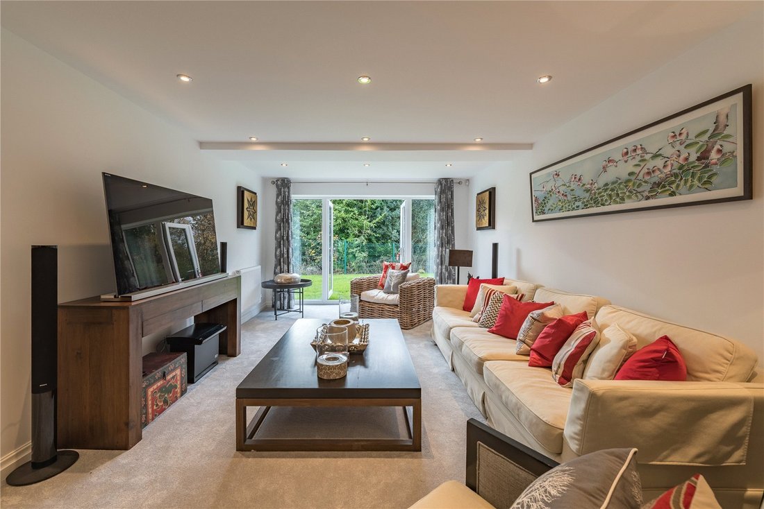 House in Alwoodley, Leeds, England 3 - 18277807