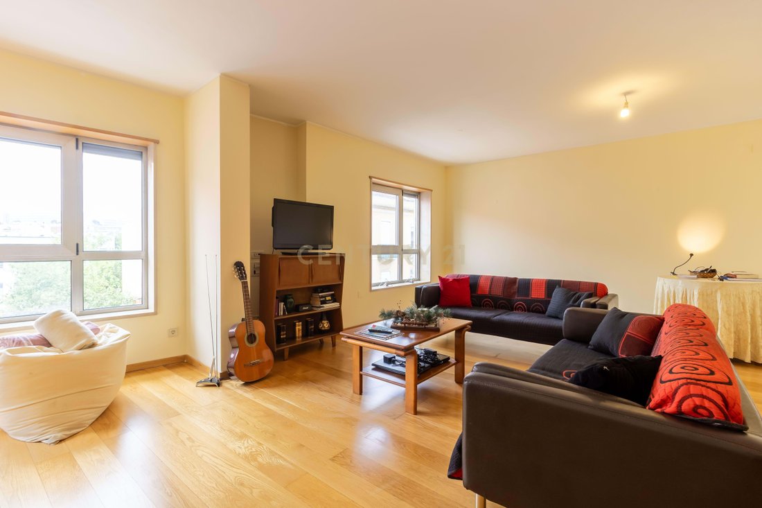 Apartment in Avenidas Novas, Lisbon, Portugal 1 - 18278392