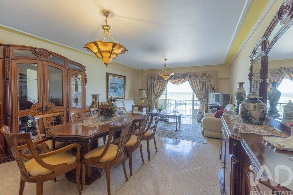 Apartment in Povoa de Santa Iria e Forte da Casa, Lisbon, Portugal 1 - 18278597