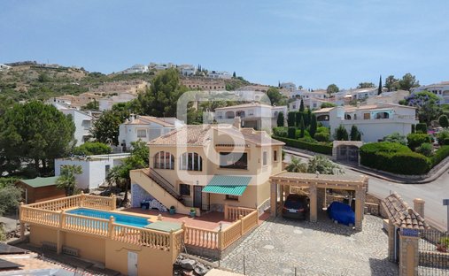 Villa in el Rafol d'Almunia, Valencian Community, Spain 1