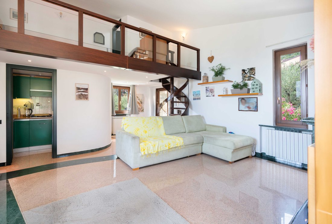Apartment in Garda, Veneto, Italy 4 - 18278599