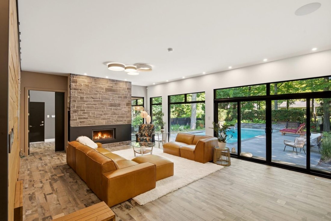 House in Sainte-Julie, Quebec, Canada 5 - 18278365
