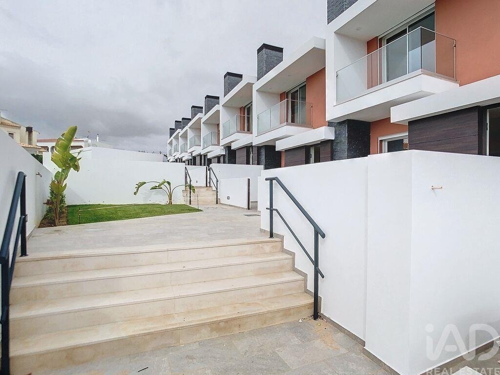 Townhouse in Olhos de Agua, Algarve, Portugal 1 - 18278875