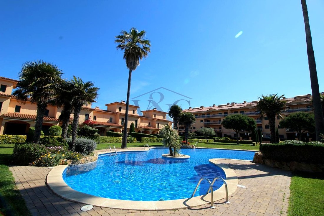 Villa in Pals, Catalonia, Spain 3 - 18081511