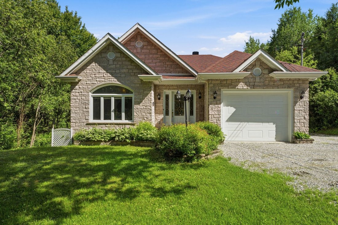 House in Ascot Corner, Quebec, Canada 1 - 18278558