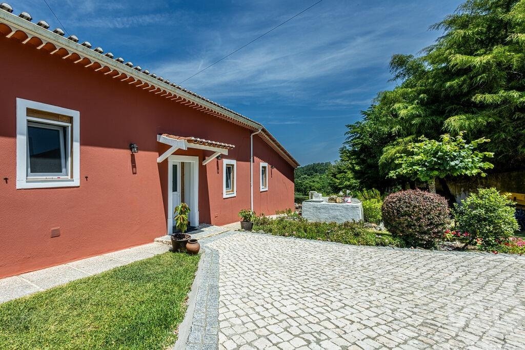 Townhouse in Benedita, Leiria District, Portugal 1 - 18278854