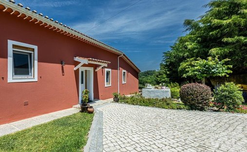Maison de ville à Benedita, Leiria, Portugal 1