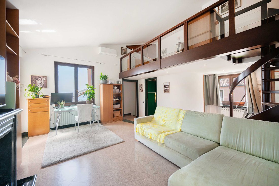 Apartment in Garda, Veneto, Italy 5 - 18278599