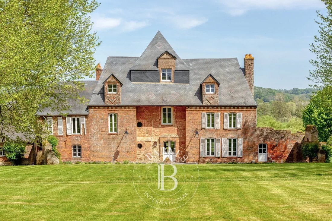 Estate in Centre Ville, Gournay-en-Bray, France 2 - 17837607