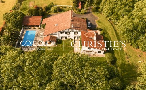 Villa in Bayonne, Nouvelle-Aquitaine, France 1