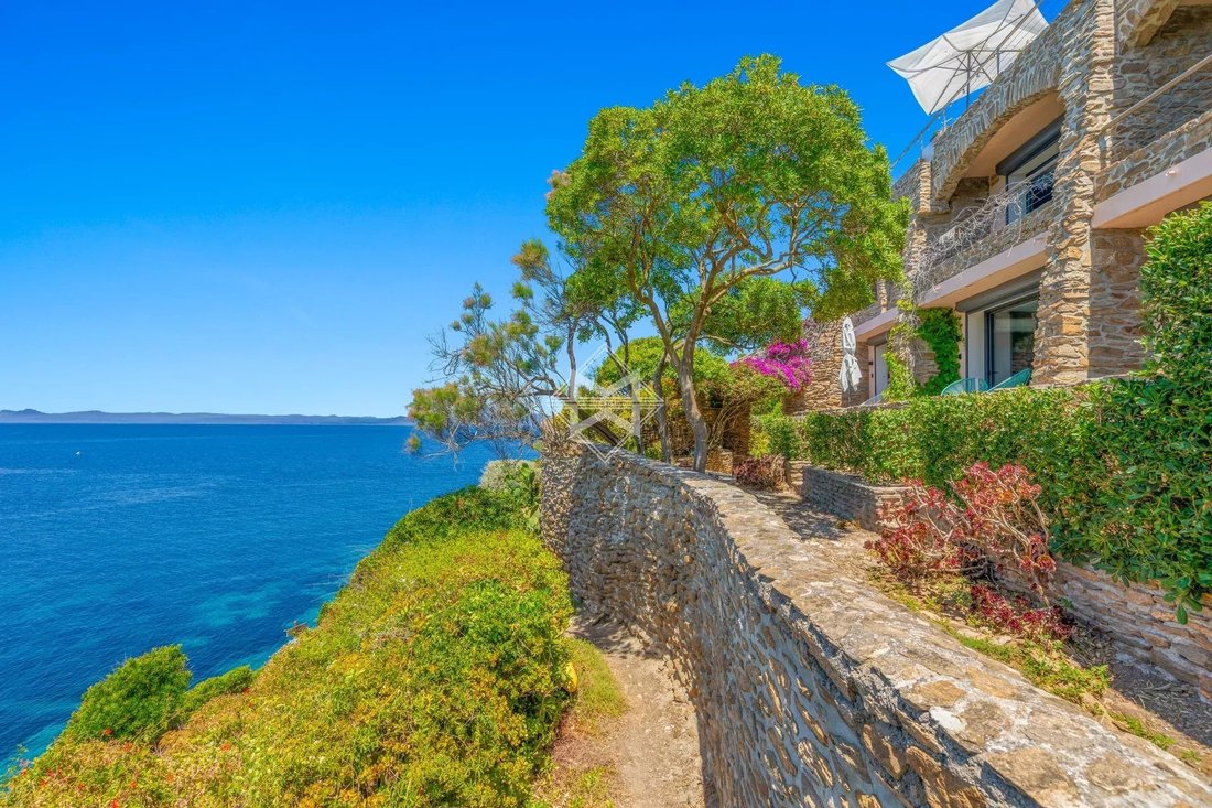 Villa in Île du Levant, Provence-Alpes-Côte d'Azur, France 3 - 18278874