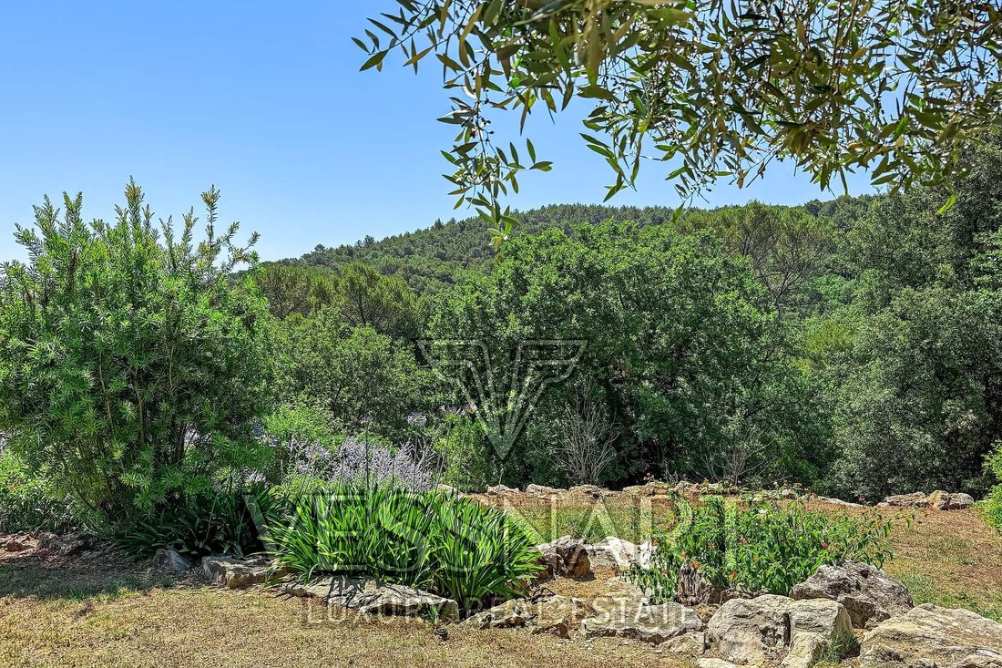 Villa à Valbonne, Provence-Alpes-Côte d'Azur, France 2 - 18278810