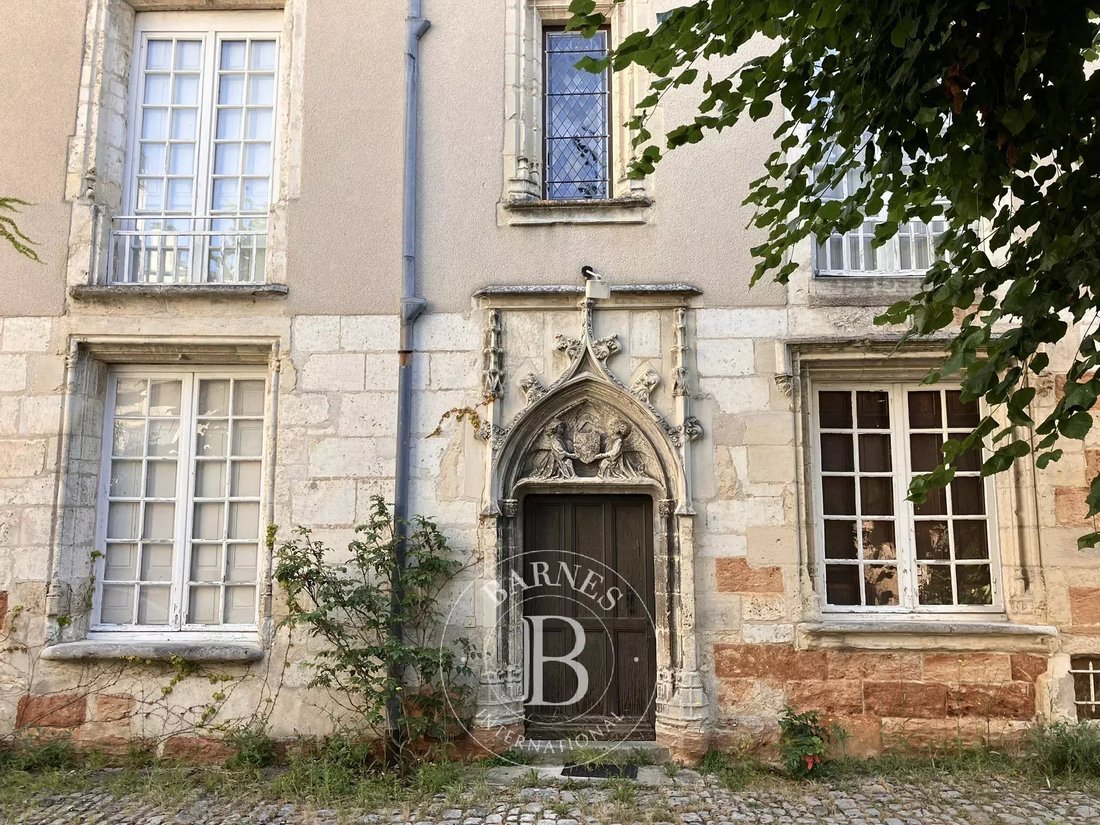 Estate in Bourges, Centre-Val de Loire, France 1 - 18201490