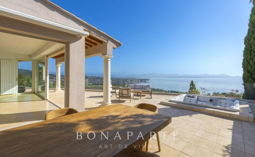 Villa à Les Issambres, Roquebrune-sur-Argens, France 1