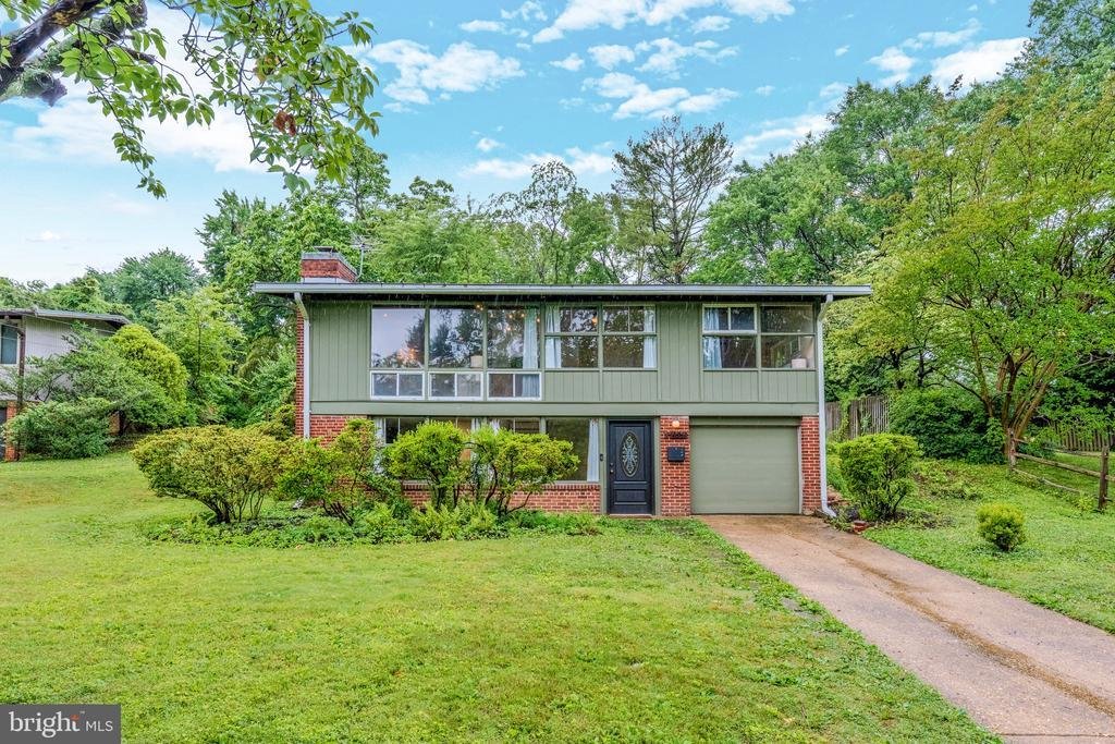 House in West Falls Church, Virginia, United States 2 - 18278775