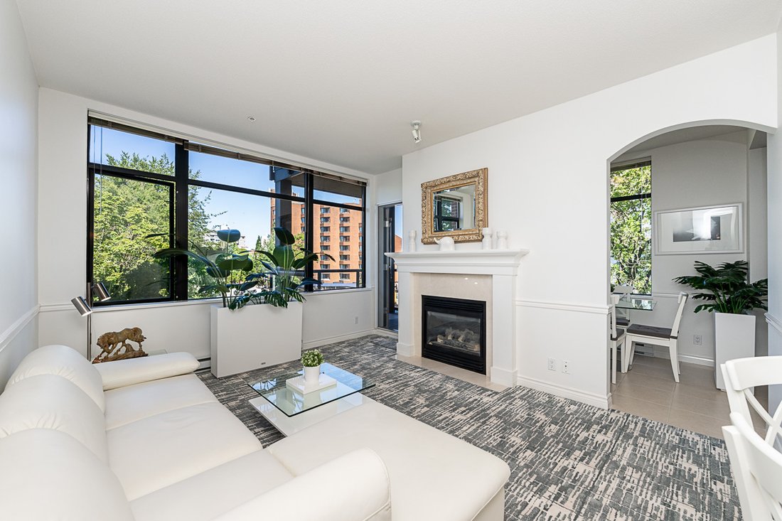 Condo in Vancouver, British Columbia, Canada 3 - 18278759