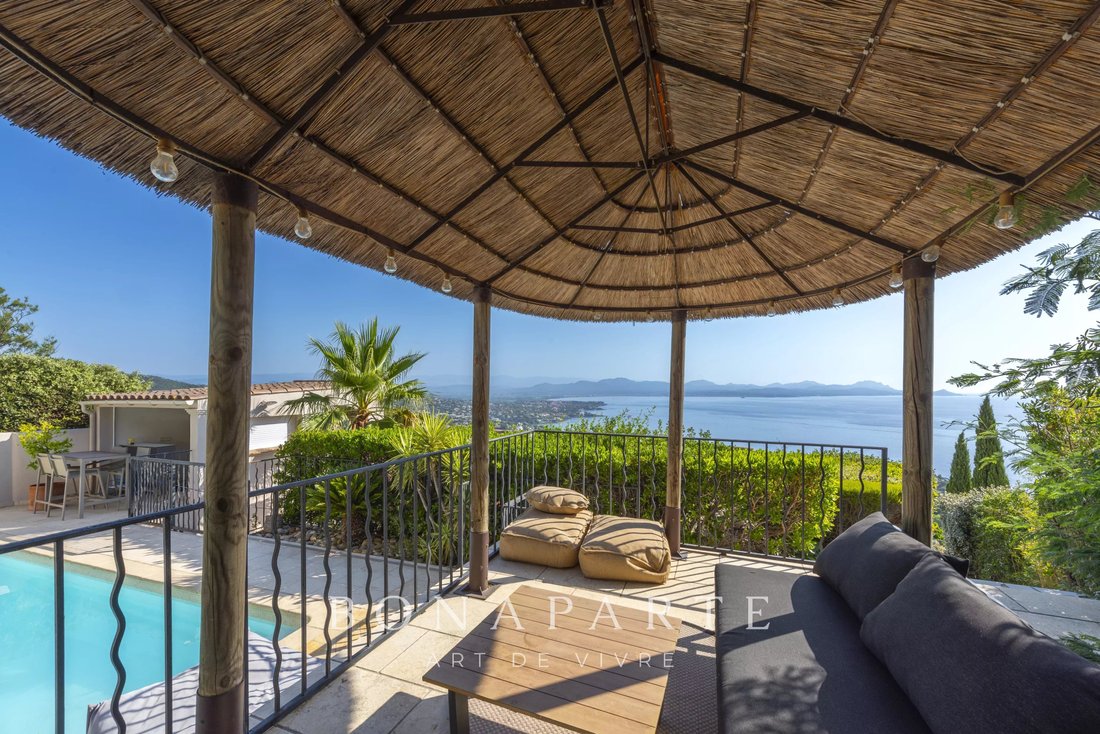 Villa in Les Issambres, Roquebrune-sur-Argens, France 3 - 18278942