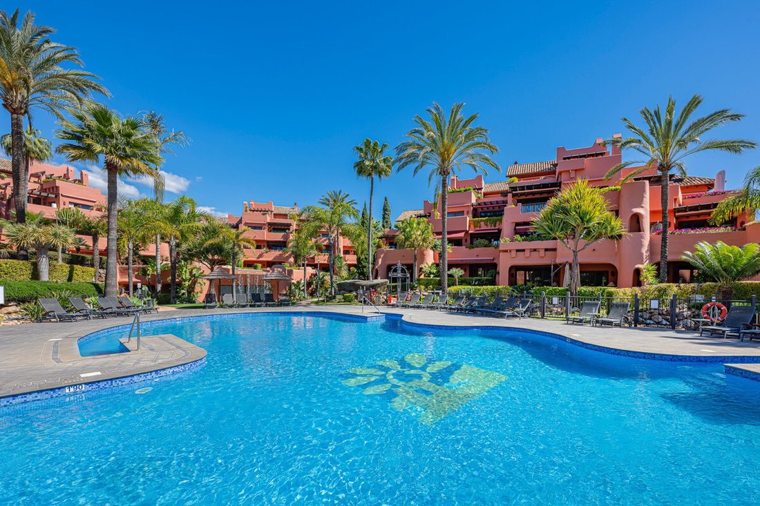 Penthouse in Estepona, Andalusia, Spain 2 - 18278813