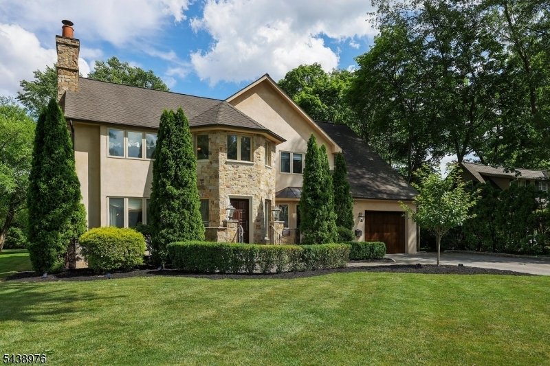 House in Cranford, New Jersey, United States 3 - 18278883