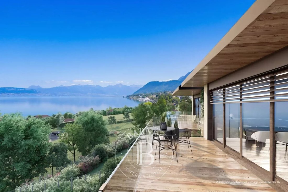 House in Evian-les-Bains, Auvergne-Rhône-Alpes, France 1 - 18272063