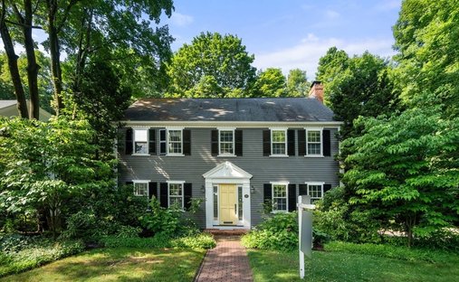 House in Belmont, Massachusetts, United States 1