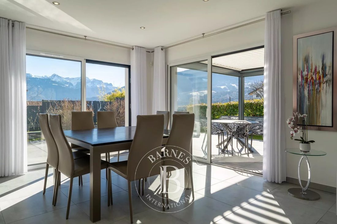 Villa in Saint-Jorioz, Auvergne-Rhône-Alpes, France 2 - 17331441