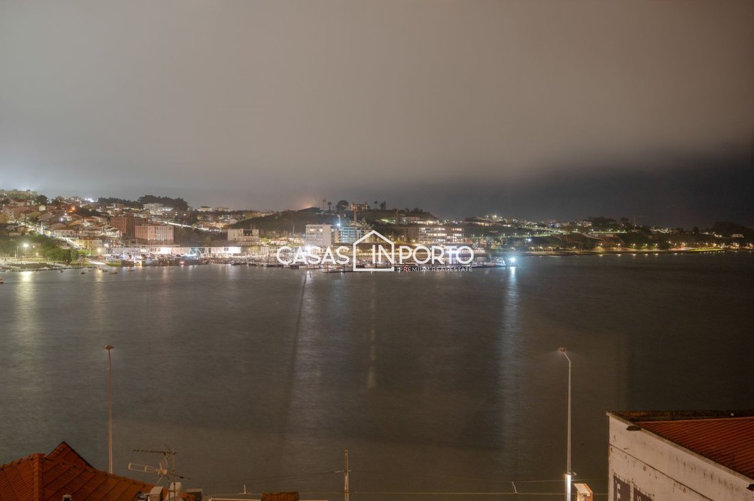 Apartment in Lordelo do Ouro e Massarelos, Porto District, Portugal 2 - 18278910