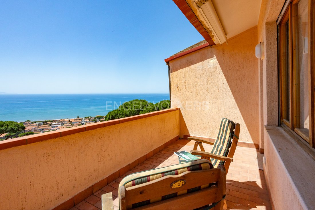 Apartment in Castle of Castiglione, Castiglione della Pescaia, Tuscany 2 - 18279737